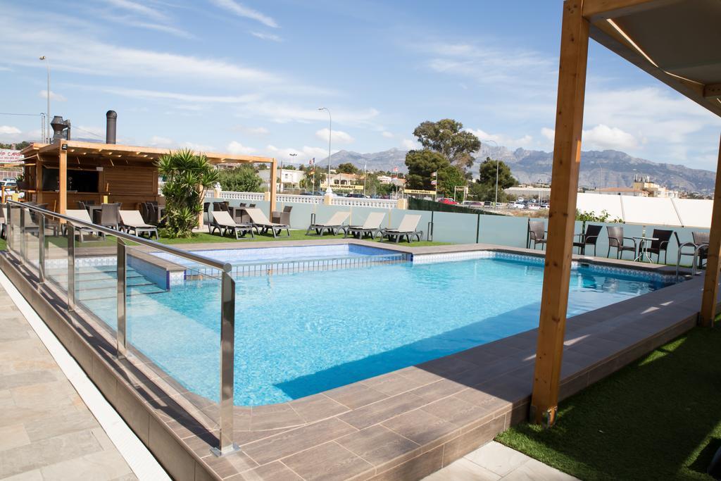 Hotel Noguera アルビール エクステリア 写真