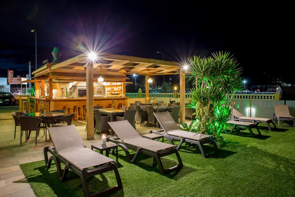 Hotel Noguera アルビール エクステリア 写真